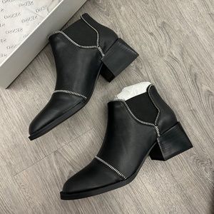 (SOLD) Senso Ankle Boots